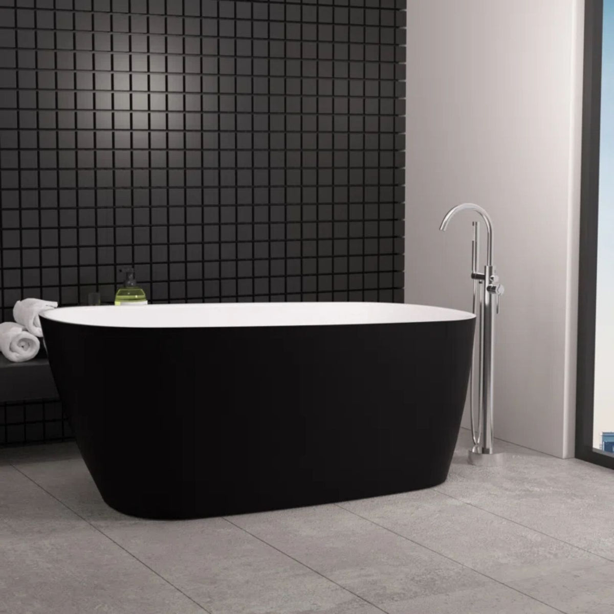 Comfortable Soaking Black