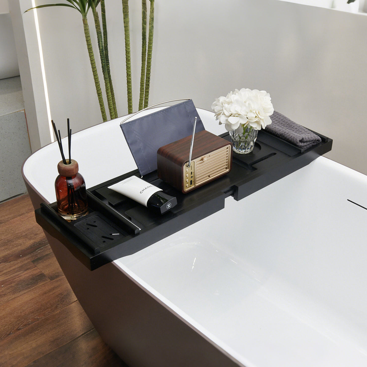 Mokleba Bamboo Bathtub Caddy and Bath Ball Set